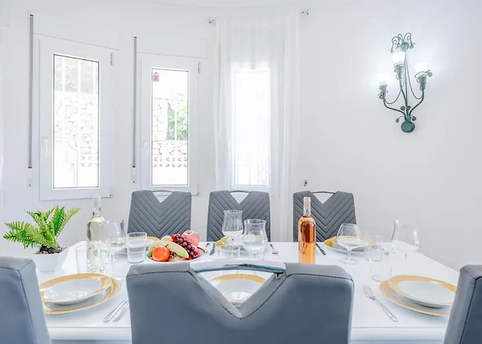 Villa Rosa By Interhome